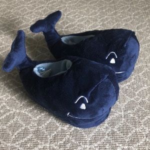 Vineyard Vines Kids Slippers